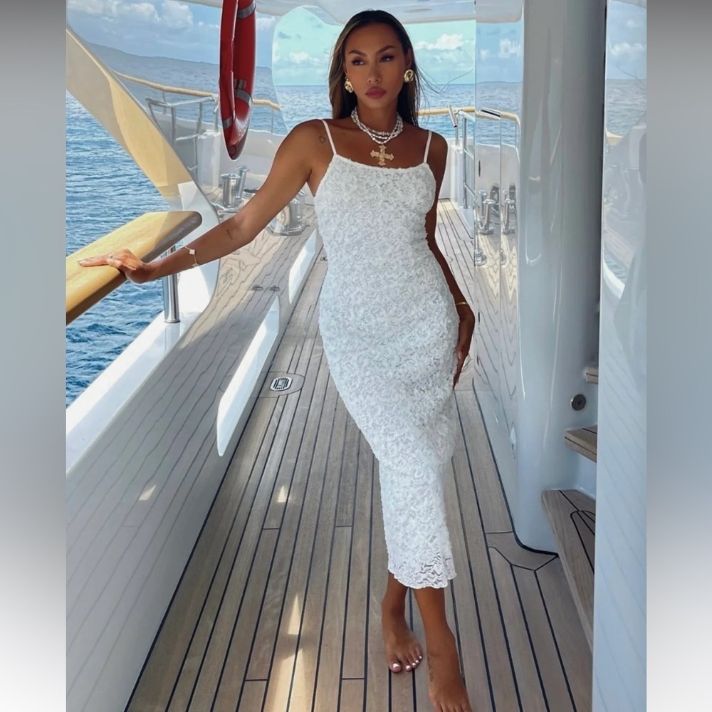 12th Tribe - Ivy White Textured Midi Dress